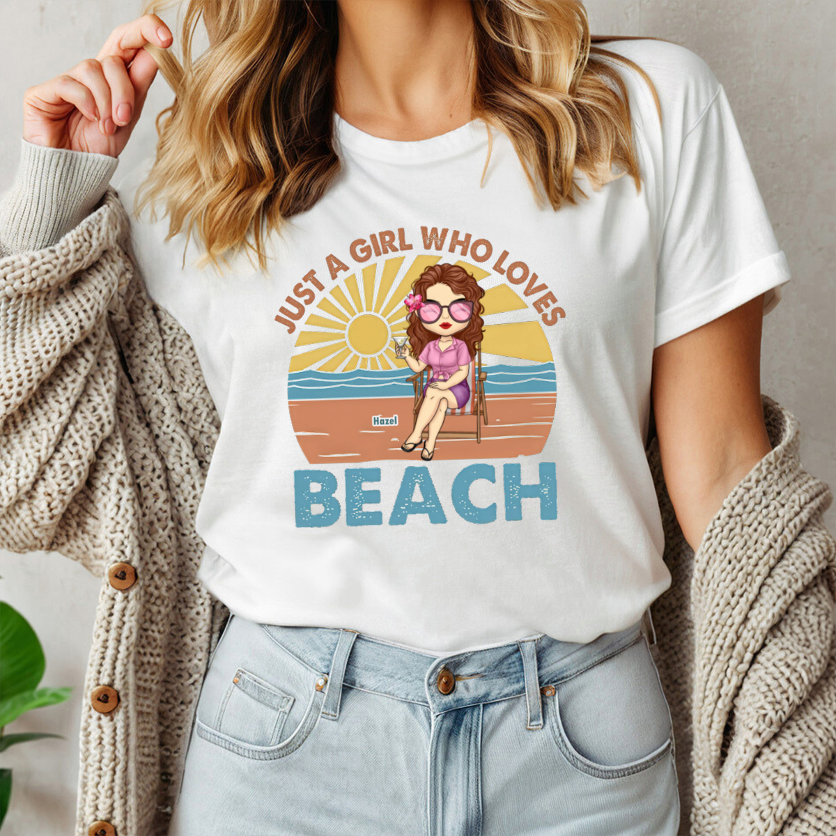 Just A Girl Who Loves Beach - Personalized T-shirt - Gift For Bestie